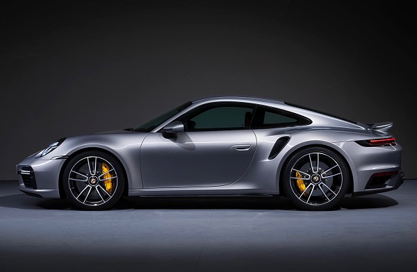 Los nuevos Porsche 911 Turbo S Coupé y Cabriolet son los más potentes