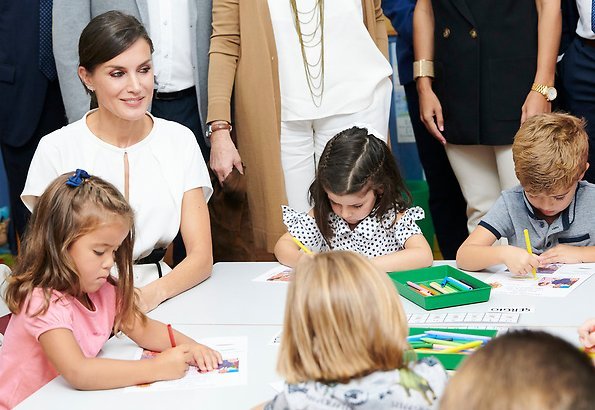 Queen Letizia opened new school year in Torrejoncillo
