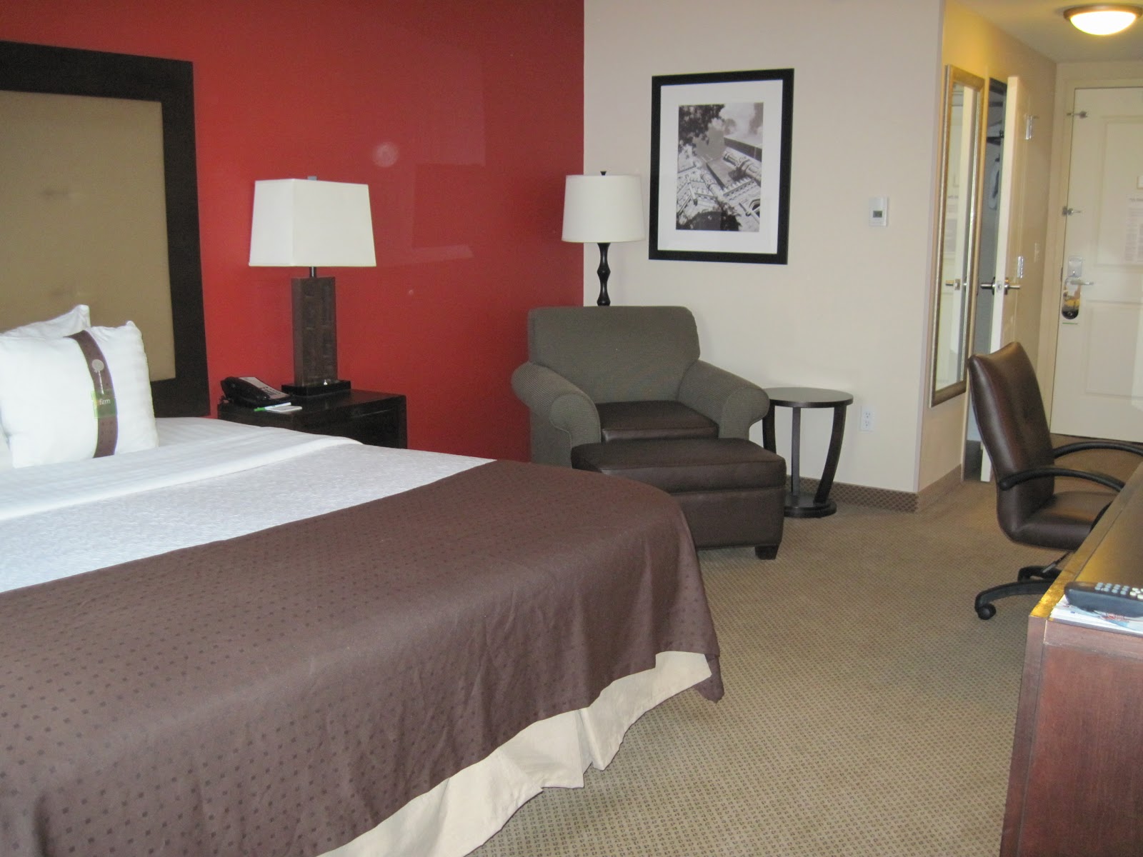 Travel Reviews & Information Chicago, IL MDW airport / Holiday Inn