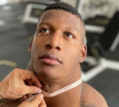 Rubiel Mosquera, el culturista que asombra por el tamaño de su cuello