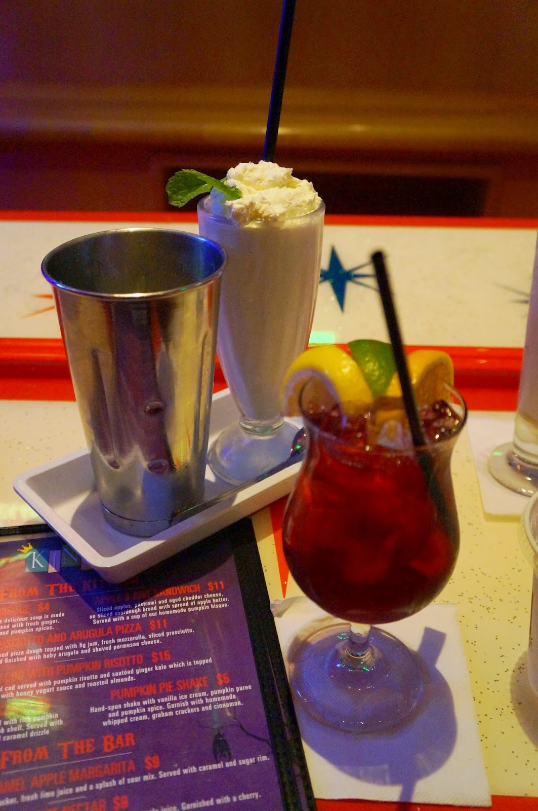 Evan and Lauren's Cool Blog 11/1/14 Family Fun at Kings Bowl in