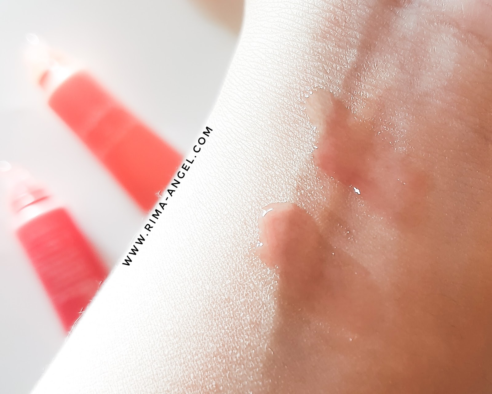 Review Laneige Lip Glowy Balm Berry & Grapefruit