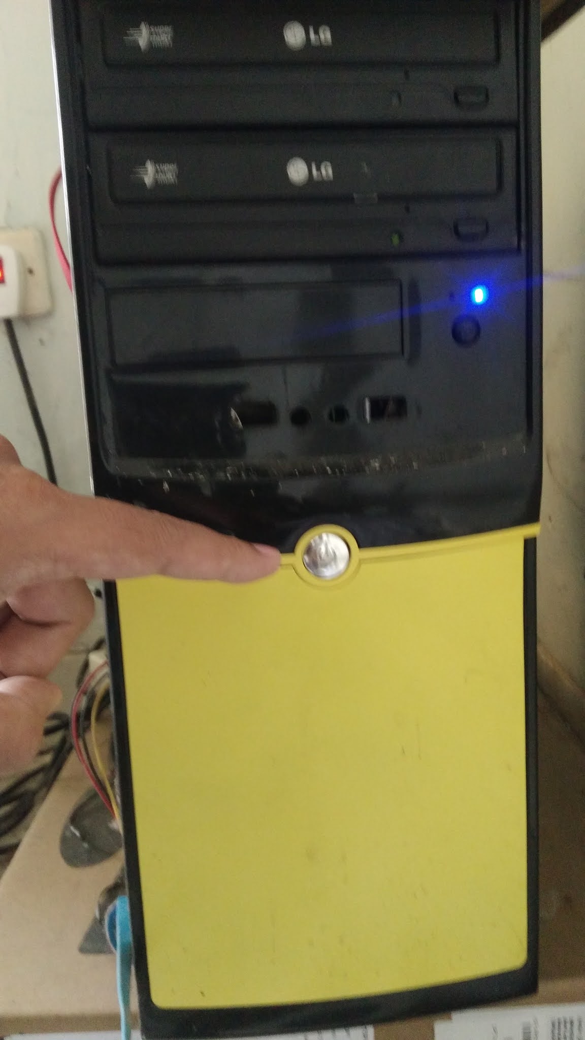 Cara Menghidupkan dan Mematikan Komputer | Sebardi Blog