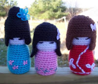 PATRON GRATIS KOKESHI AMIGURUMI 693