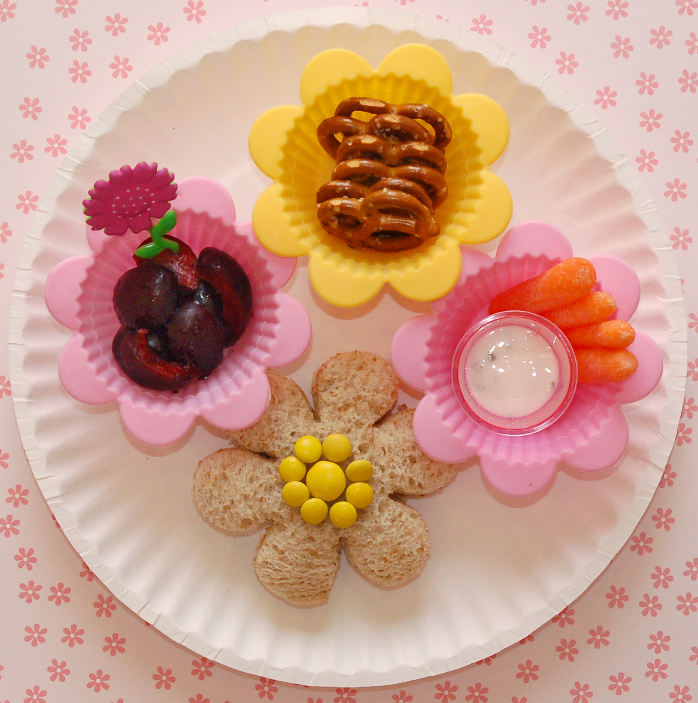 Cookie Cutter Lunch Flowers For Lunch