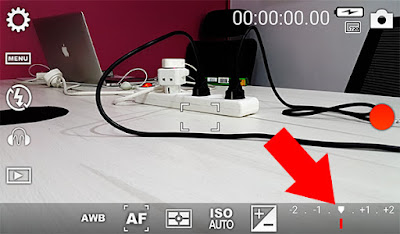 تحميل تطبيق Cinema FV-5 PRO النسخة المدفوعة التحكم في نسبة الاضاءة على واجهة تطبيق الكاميرا