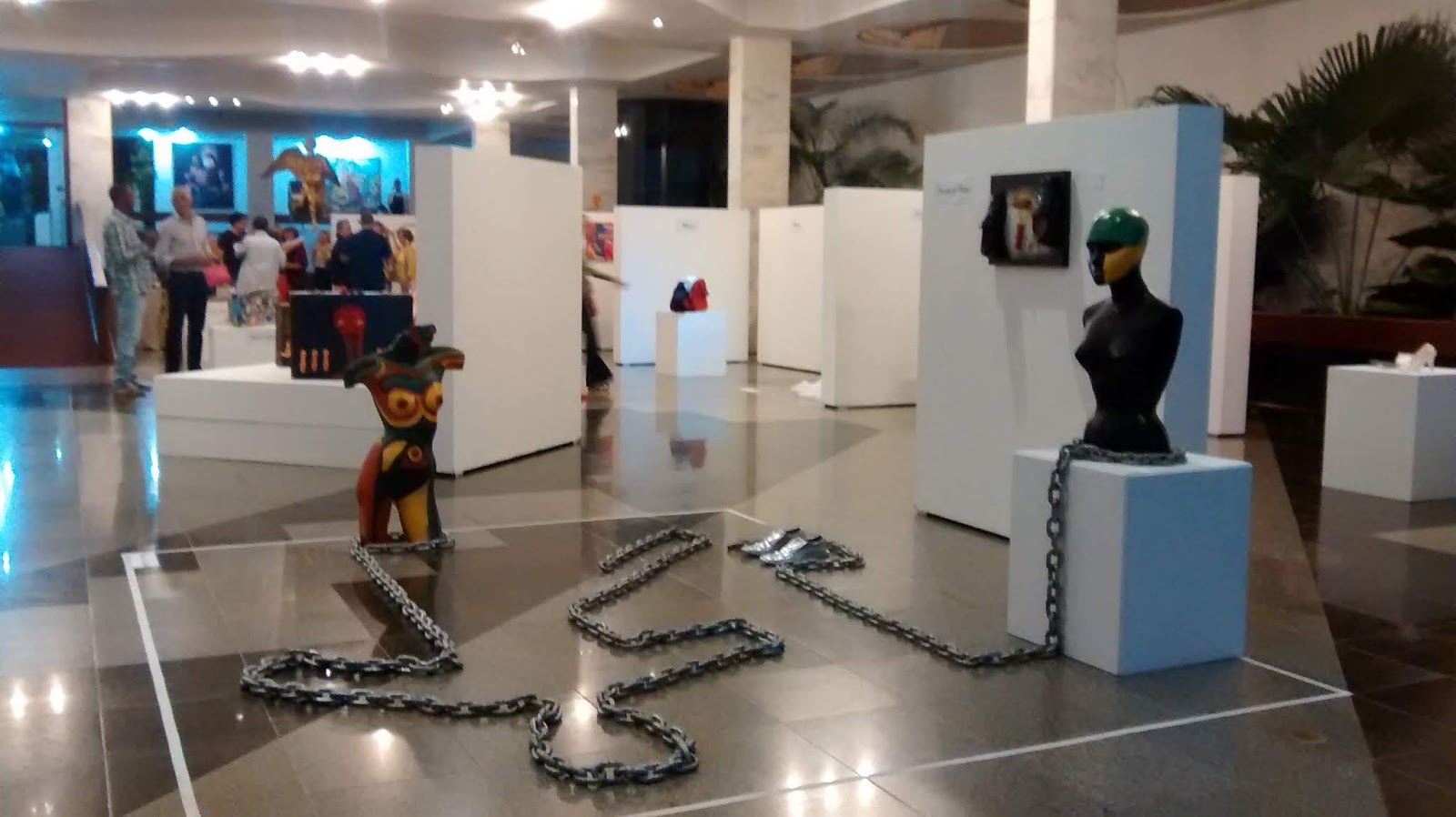 INSTALAÇÕES DE ARTE ARTE CONTEMPORÂNEA OU