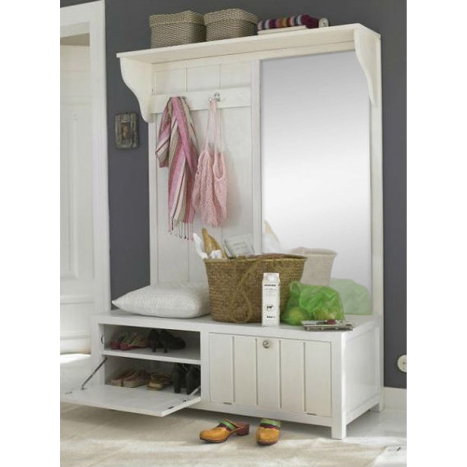 LA CHICA DE LOS 1001 ZAPATOS RECIBIDORZAPATERO