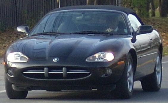 AUTOVELOs: Jaguar XK Full Specifications, Price in India & Photo Gallery