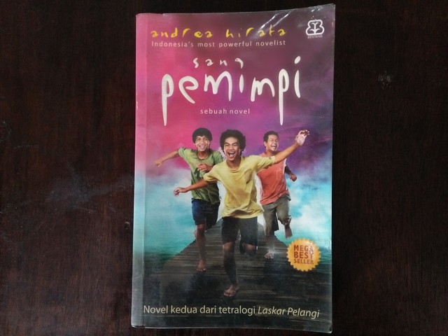 Resensi Novel “Sang Pemimpi”
