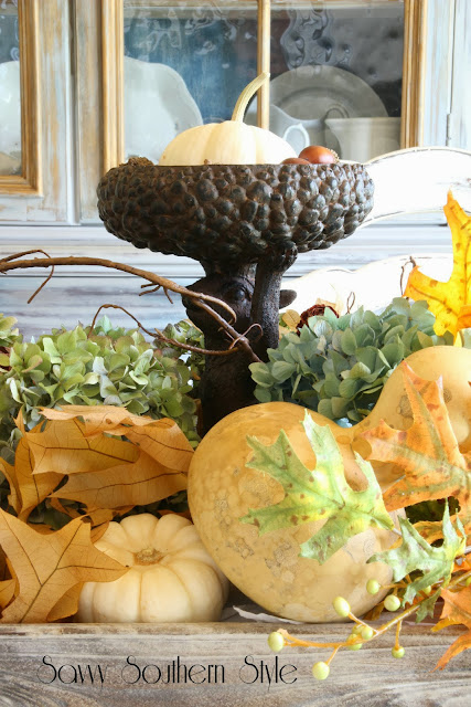 Savvy Southern Style: Natural Fall Centerpiece