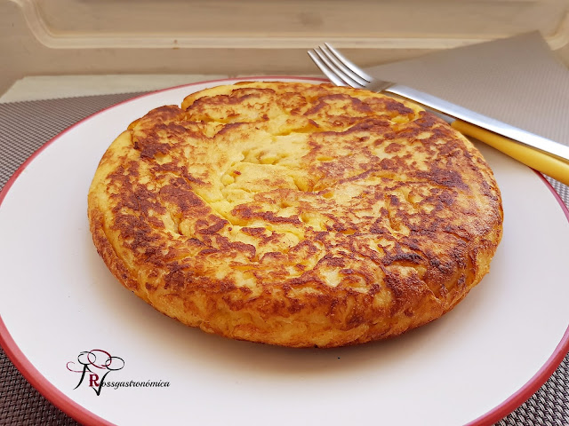 Tortilla de patata y bacalao en microondas