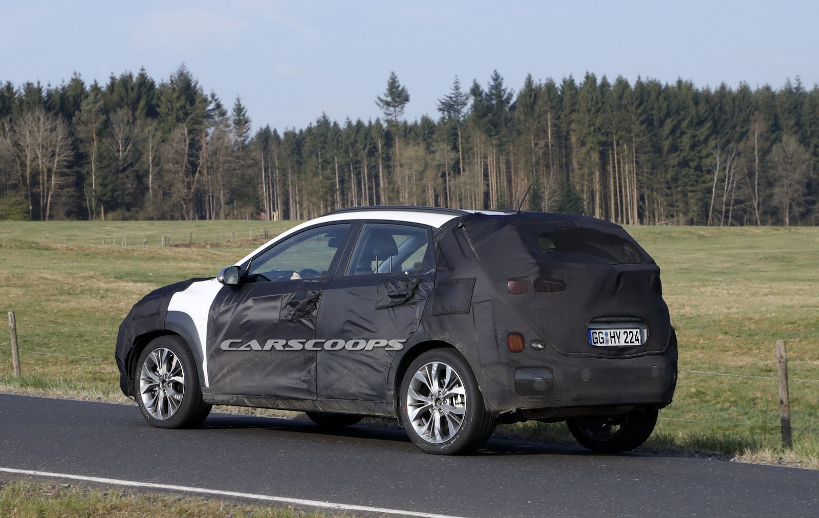 Hyundai In spied 2018 hyundai kona sub compact suv is almost ready Hyundai In spied 2018 hyundai kona sub compact suv is almost ready