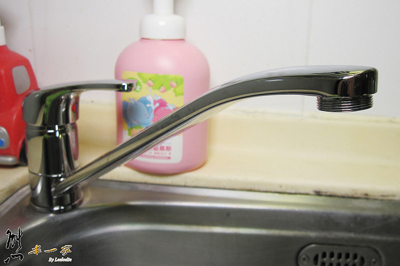 廚房濾水BRITA ON TAP龍頭式濾水器安裝DIY|PHILIPS飛利浦水龍頭型淨水器