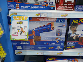Nerf gun National Day special at Toys "R" Us in Zhongshan, China