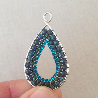 Wire Teardrop Frame with Brick Stitch Earring Free Tutorial