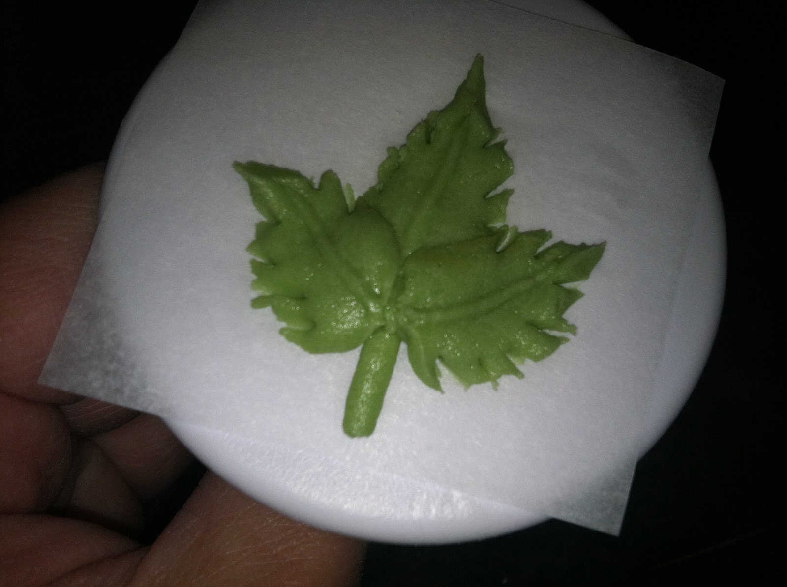 The Iced Queen Royal Icing Sycamore Leaf