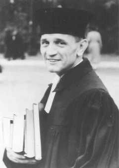 Martin Niemöller Heroes worldwartwo.filminspector.com