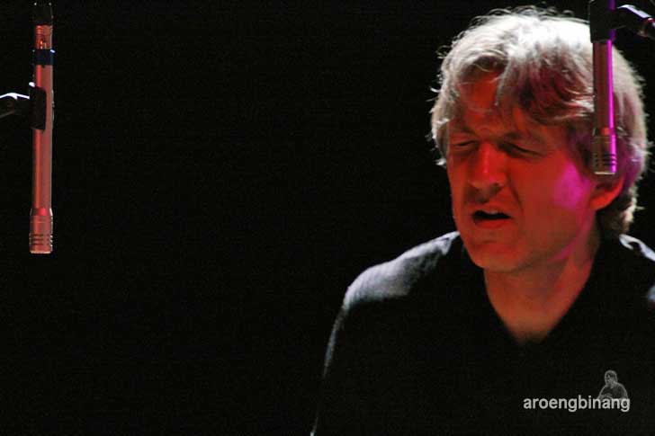magnus oström konser e.s.t jakarta