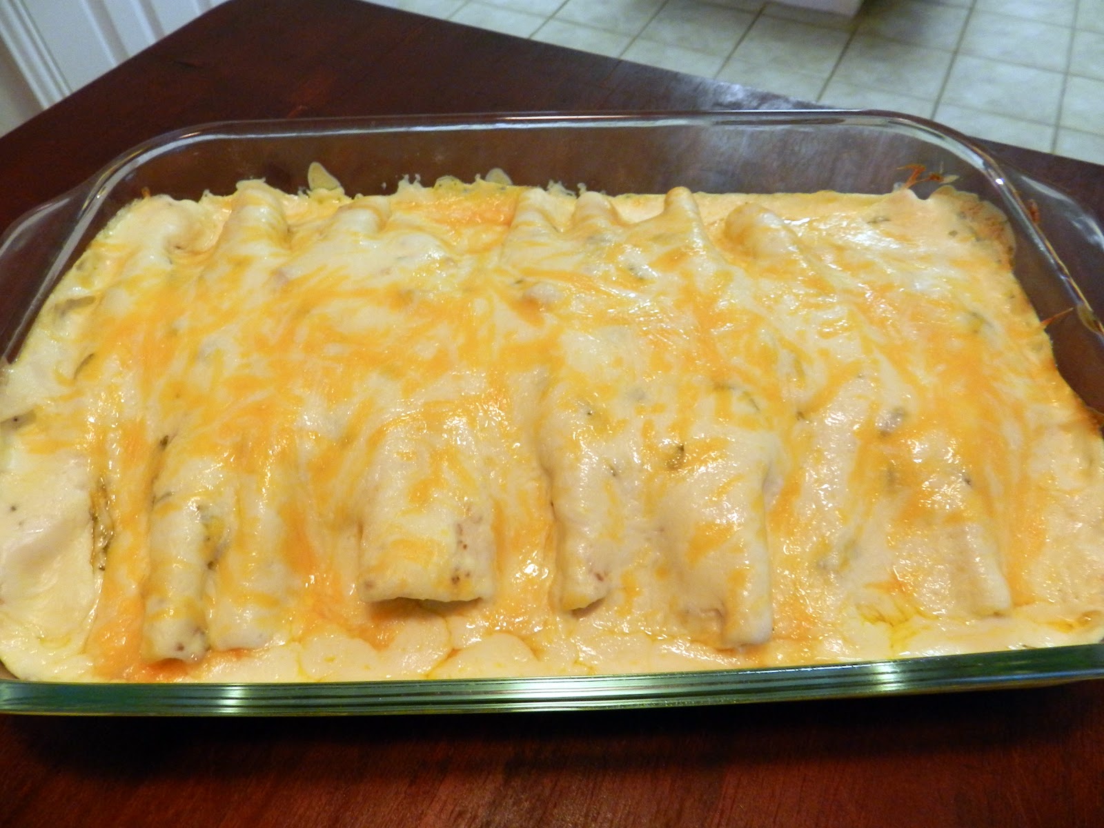 Pancho's Sour Cream Enchiladas Recipe / Sour Cream Enchiladas The