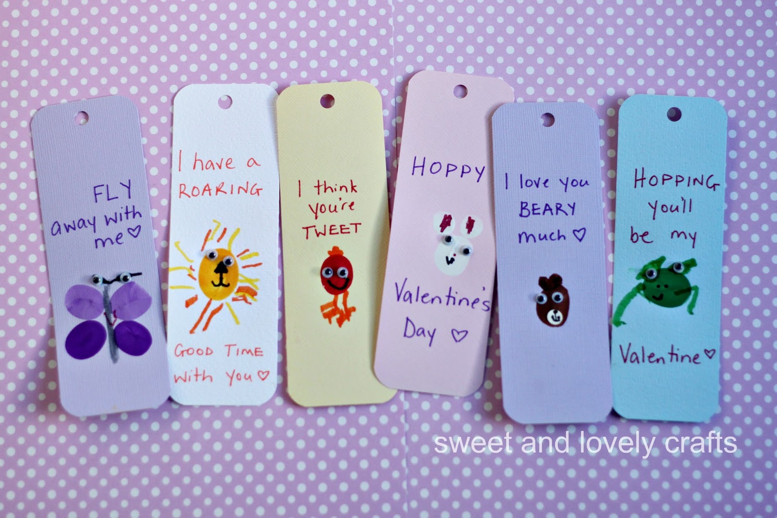sweet and lovely crafts: thumbprint Valentine Day bookmarks