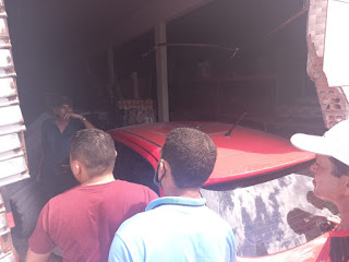 Carro desgovernado invade loja em Joselândia O acidente de trânsito ocorreu na manhã deste sábado (05), por volta das 11h30min, na rua Matheus Gomes no centro de Joselândia