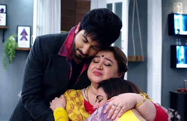 Kundali Bhagya 27 August 2021 Written Update Karan and Preeta cuddle Sarla