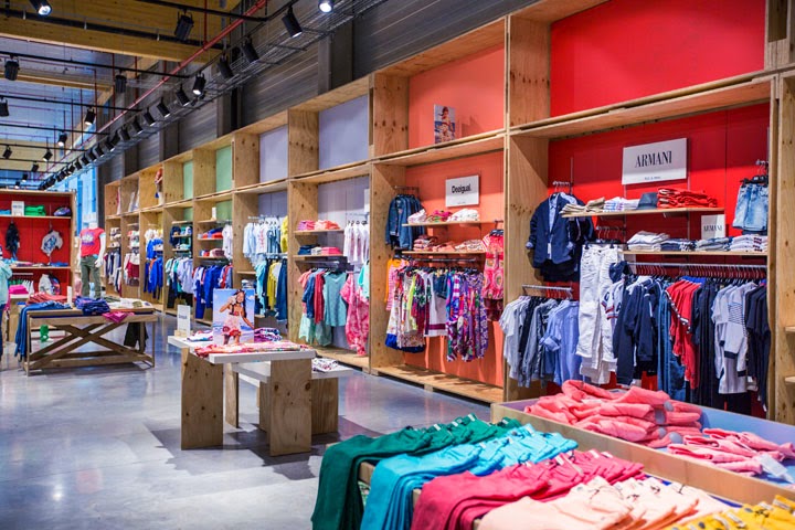 Working with overstock and closeout designer clothing and merchandise: Why purchase wholesale ...