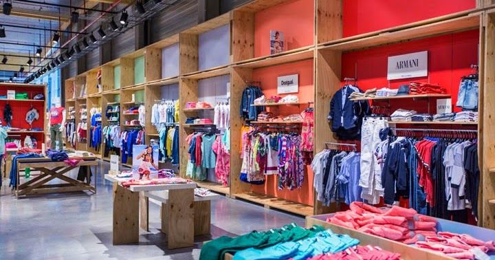 Working with overstock and closeout designer clothing and merchandise: Why purchase wholesale 