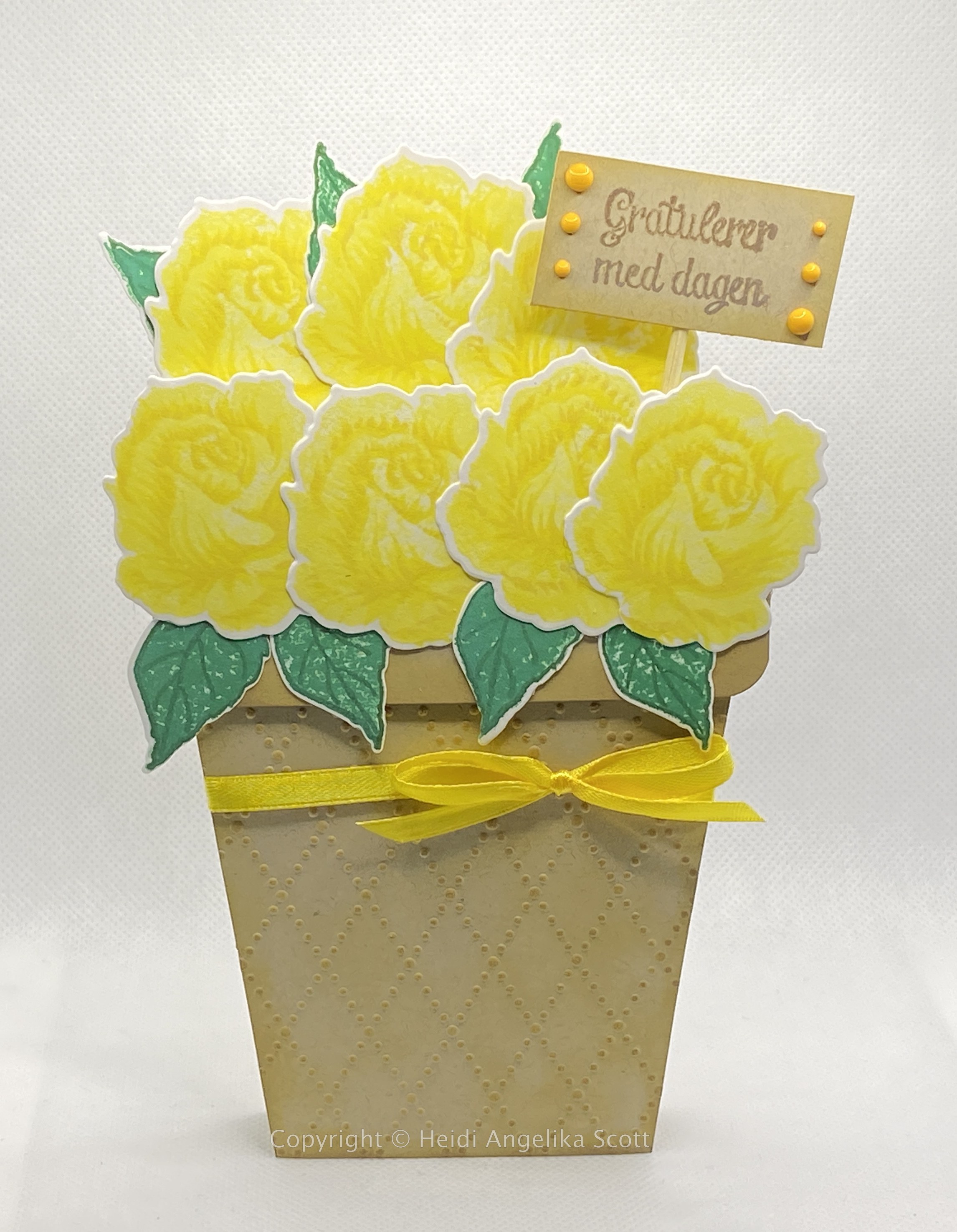 Paper Crafting by Heidi Angelika: Free standing Flower Pot Card