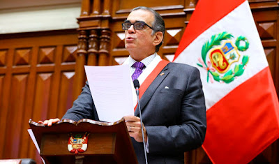 Pedro Olaechea y el provecho personal Décimas Espinelas y Poemas