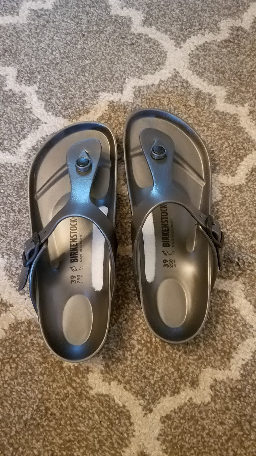 How to Stop Birkenstocks from Squeaking?  