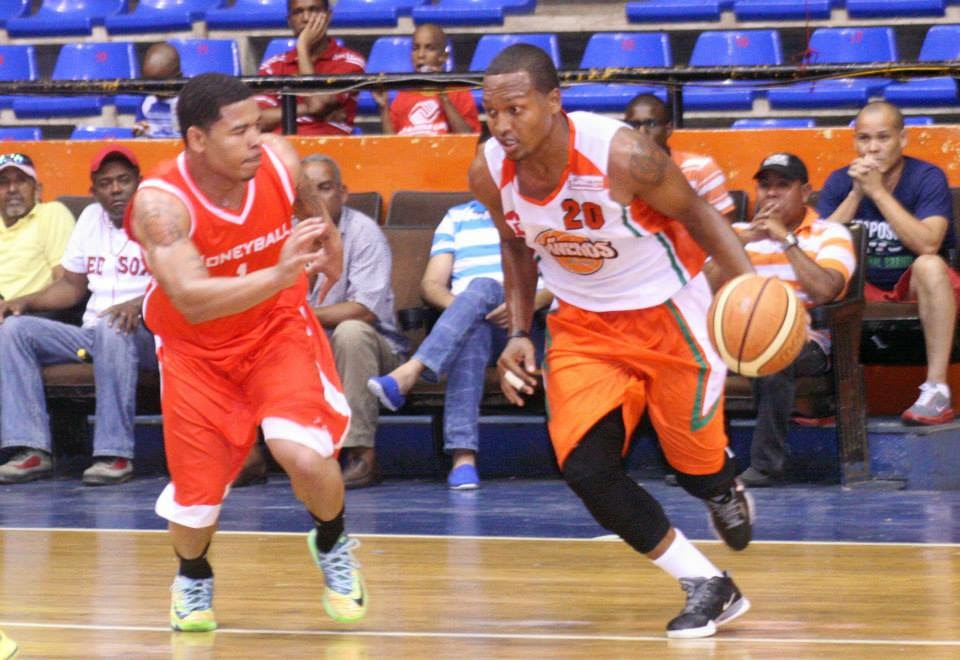 Cañeros del Este vence a Universidad de Florida en partido de Exhibición. 