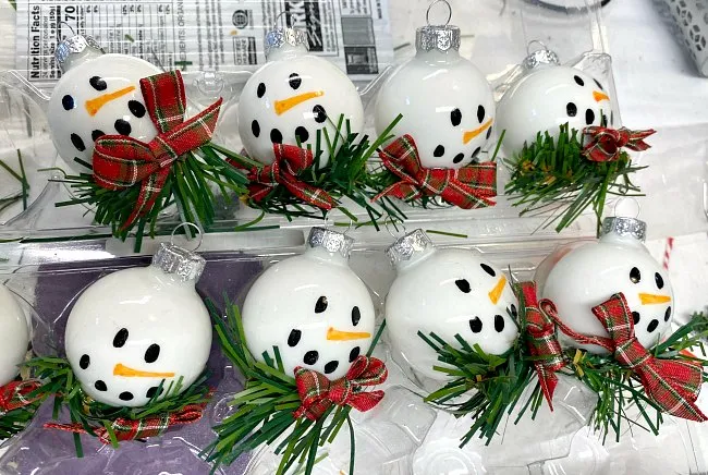 DIY Snowman Ornaments for Christmas Craft Fairs