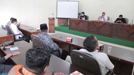 Wali Kota Solok Hadiri Diskusi Bedah Tesis soal Penguatan Pemuda Minangkabau