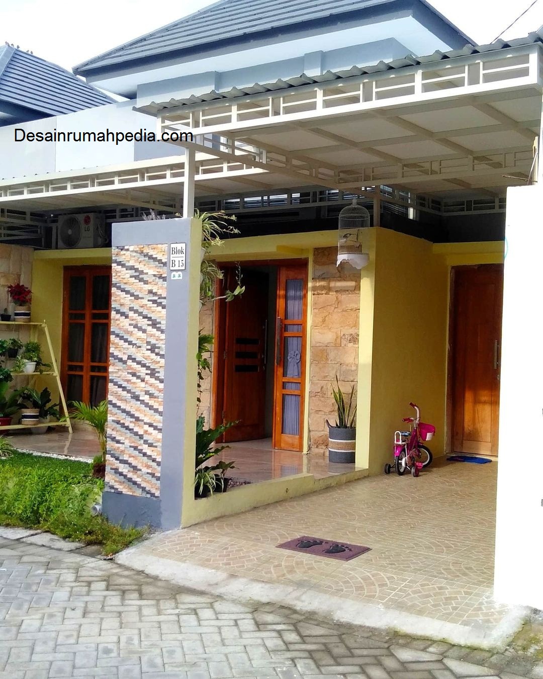 7 Inspirasi Model Atap Teras Rumah Minimalis yang Sejuk