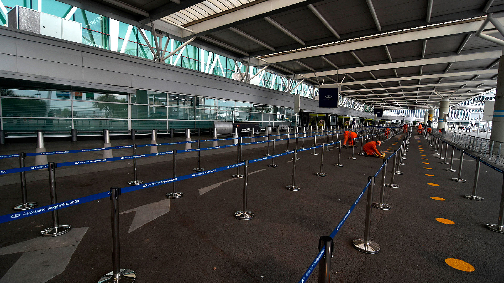 No habrá vuelos el Viernes 14