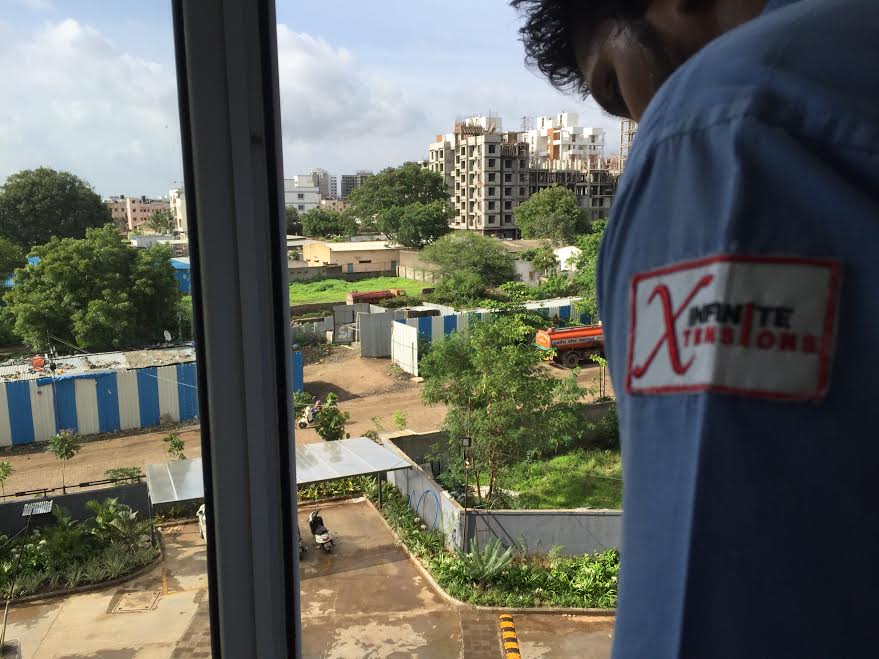 Professional Domestic Cleaning and Commercial Housekeeping Service