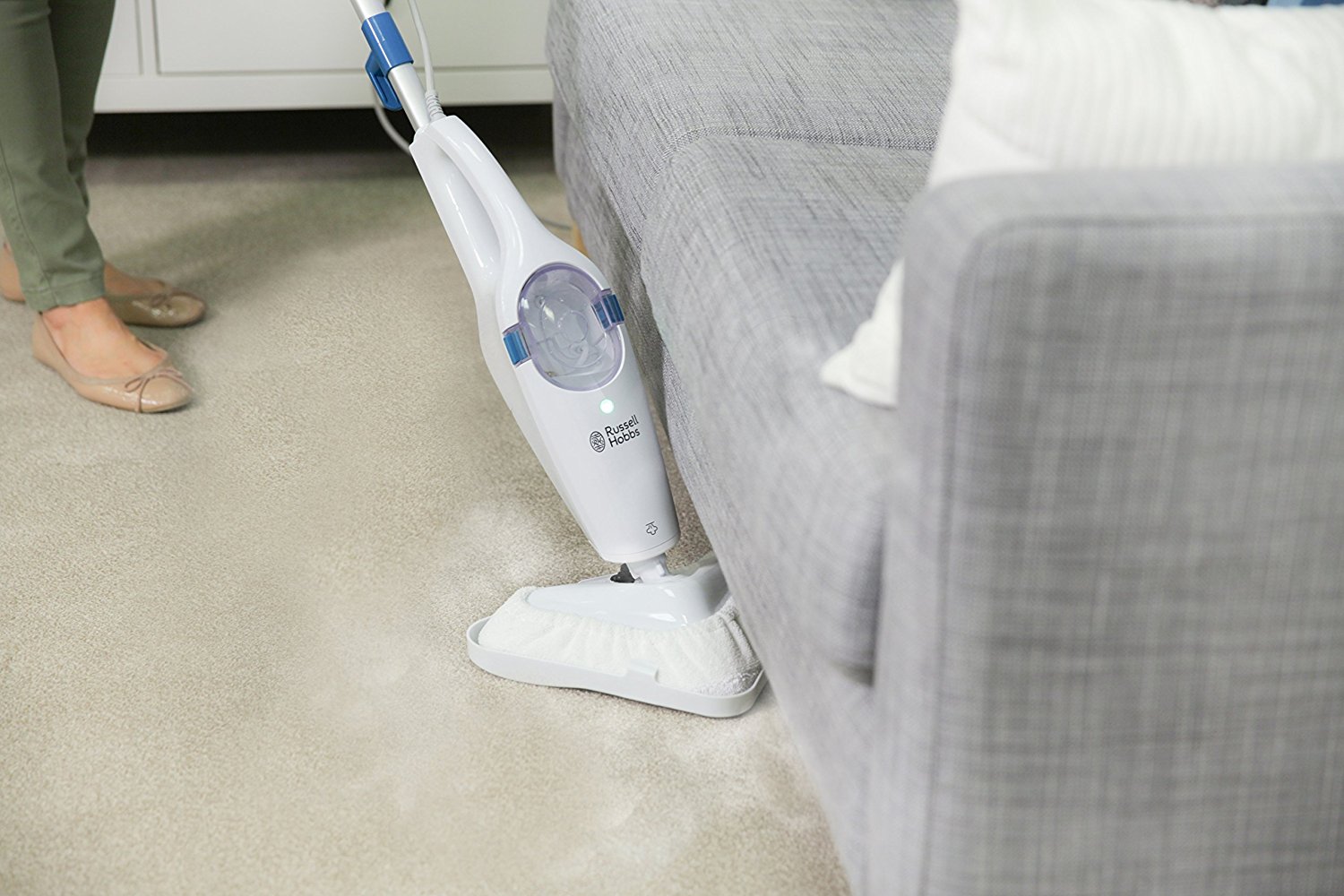 Quirky Queen Reviews Russell Hobbs RHMSM3002 1500W Steam Mop Review