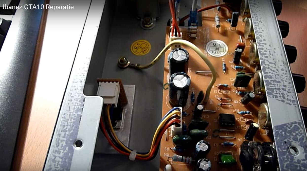 Ibanez GTA10 Amplifier Components