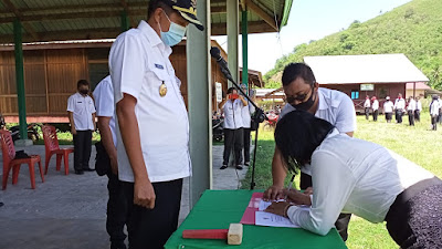 Wabup Legi Lantik PD-BPD Kecamatan Ratatotok