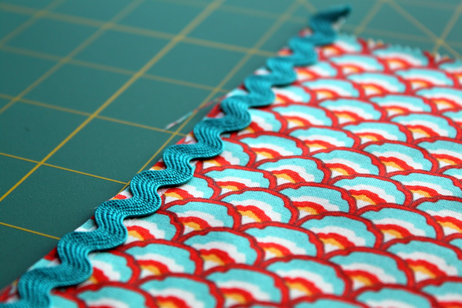 Rick Rack Travel Tissue Holder Tutorial The Cottage Mama