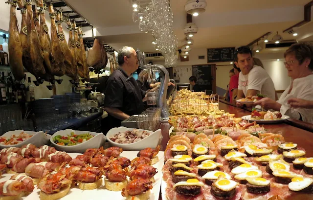 What is San Sebastián famous for? Pintxos!