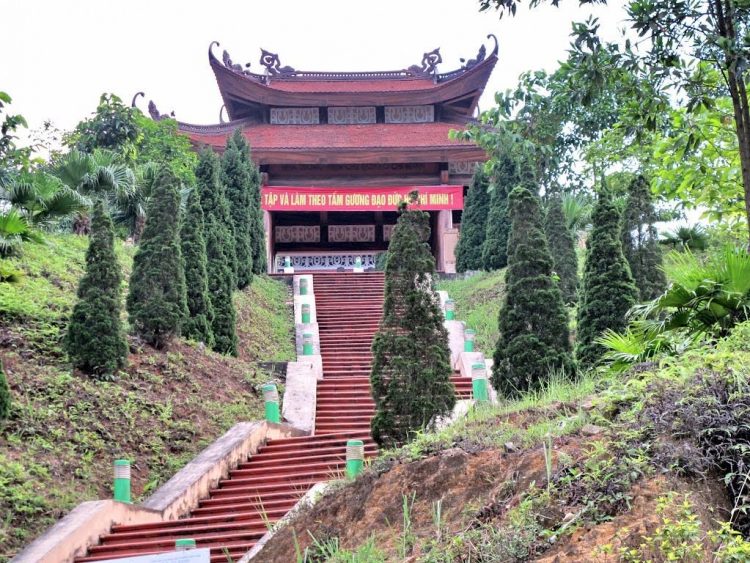 Địa điểm du lịch Bắc Kạn Khu ATK, Chợ Đồn