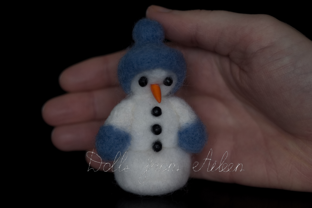 ooak needle felted snowman (with carrot nose, coal eyes and buttons) with human hand