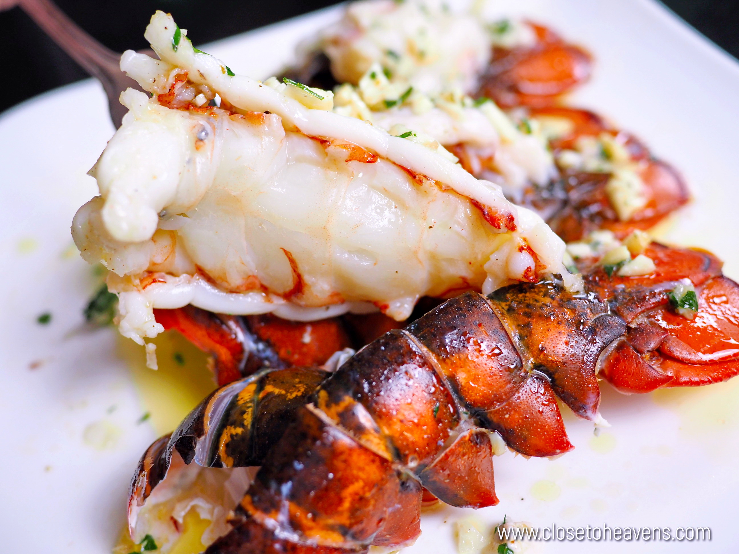 Garlic Butter Lobster Tails recipe สูตรหางกุ้ง ล็อบสเตอร์อบเนยกระเทียม