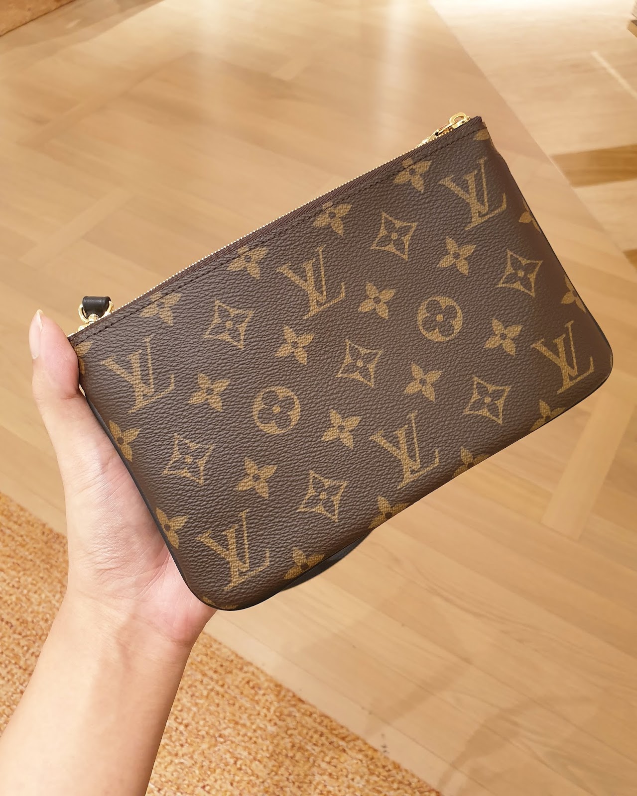 Louis Vuitton Double Zip Pochette in Monogram Giant Reverse