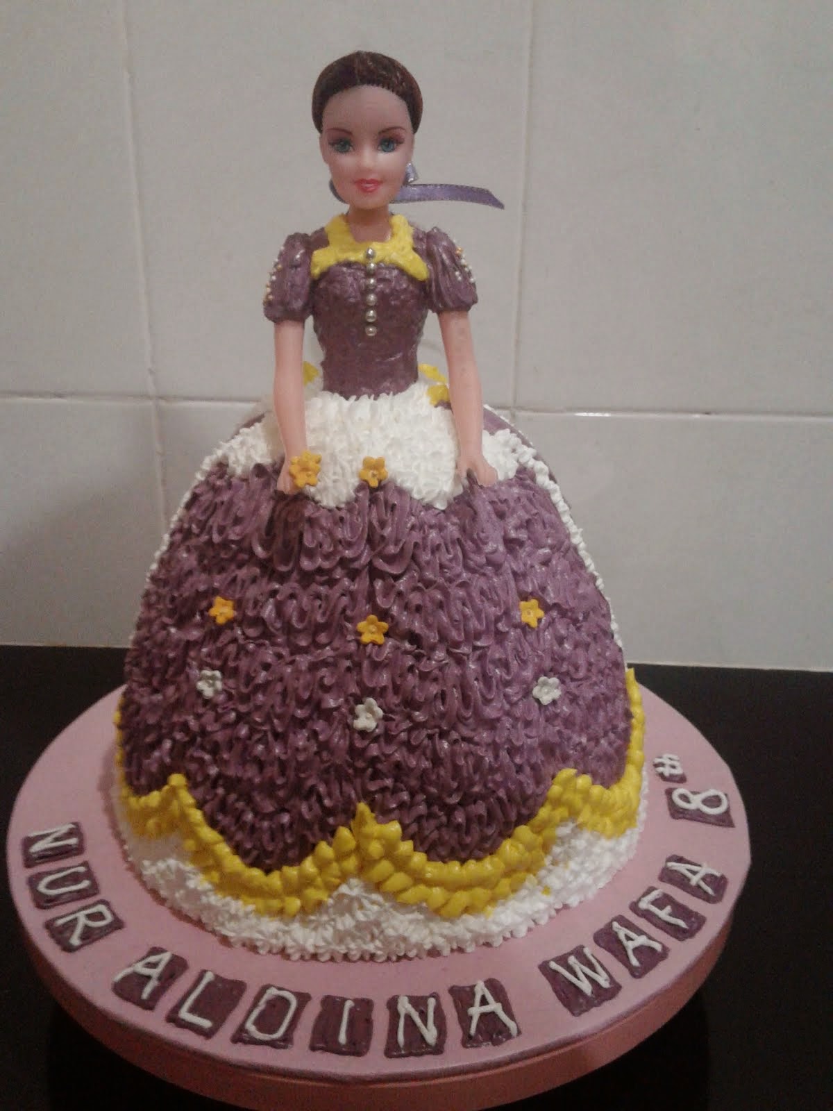 Doll Cake Full BC