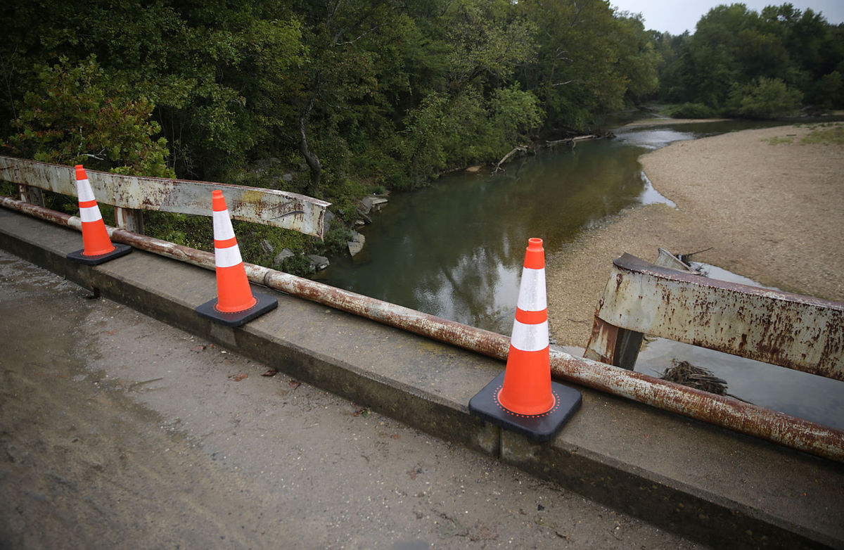 MEC&F Expert Engineers UNSAFE SPEED ON A WET ROAD KILLS 5