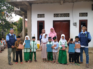 Sambut Hari Santri, Mahasiswa KKN UIN Walisongo Gelar Lomba Bersama TPQ Nahdhatul Mutajawwidin 2 Lomba%2BHari%2Bsantri
